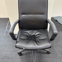 【複数取引で大胆値引き！】オフィスチェア