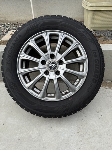 215/60R16 スタッドレス&アルミホイール4本