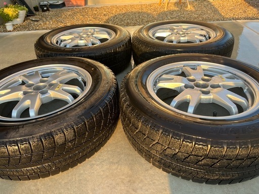 プリウス30系　スタッドレスタイヤ4本セット(ホイール付)