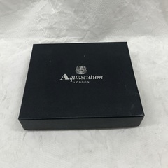 ⭐︎ドリーム2号館⭐︎ Aquascutum 二つ折り財布/紺の画像