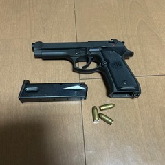 ベレッタ　モデルガン　最終値下げの画像