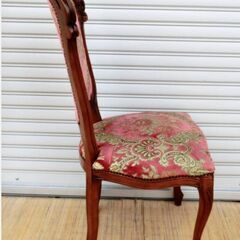 ①アンティーク調　ダイニングチェア　猫脚　木製　重厚感　クラシック レリーフ ロココ様式 サロンチェア　インテリア おしゃれ　レトロの画像