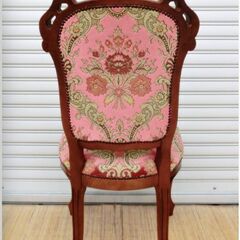 ①アンティーク調　ダイニングチェア　猫脚　木製　重厚感　クラシック レリーフ ロココ様式 サロンチェア　インテリア おしゃれ　レトロの画像