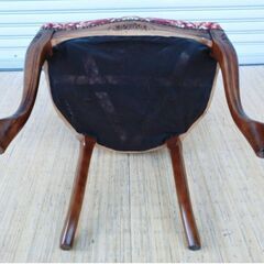 ①アンティーク調　ダイニングチェア　猫脚　木製　重厚感　クラシック レリーフ ロココ様式 サロンチェア　インテリア おしゃれ　レトロの画像