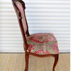 ③アンティーク調　ダイニングチェア　猫脚　木製　重厚感　クラシック レリーフ ロココ様式 サロンチェア　インテリア おしゃれ　レトロの画像