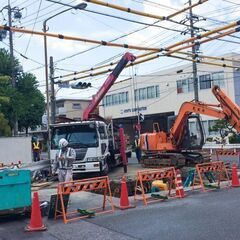 夜勤現場　準中型以上免許　マニュアル自動車運転可能な作業員募集！日当15,000円　現金手渡し可能！の画像