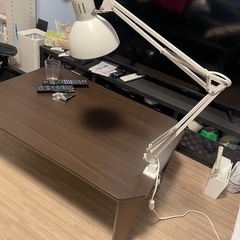 IKEAデスクライト