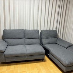 布張りカウチソファの画像