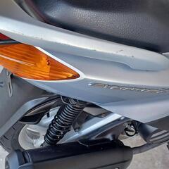 動画有り ご自宅まで無料配達します❗ ヤマハ CYGNUS-X SE12J 4スト キャブ車 シグナスX125 動画有 近県無料配達有り  YAMAHA  15970kmの画像