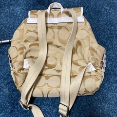 美品coachリュック
の画像