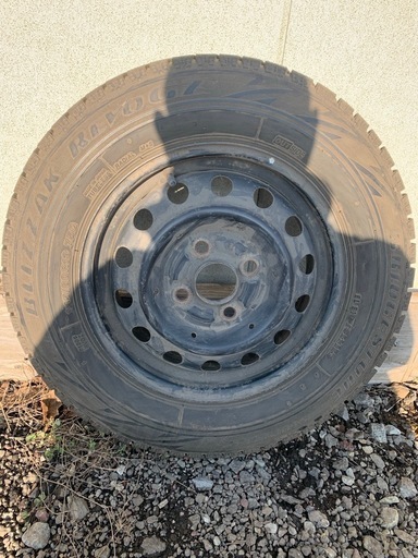 軽　タイヤ　スタッドレス