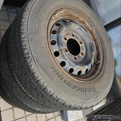 ハイエース用純正ホイールの画像