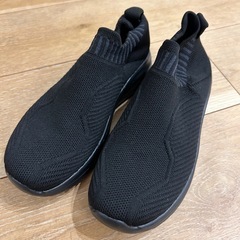 トレーニングシューズ　23cm ブラック