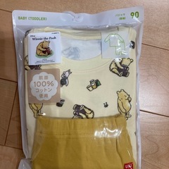新品未使用ユニクロパジャマ　90