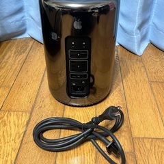 Apple MacPro Late 2013 XeonE5/16...