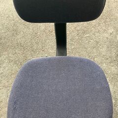 アップダウンができる椅子です、の画像