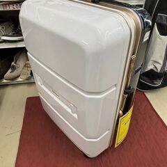 ジモティ来店特価!!　　ハードキャリーケース　MIGRANT　B...