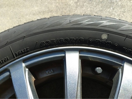 スタッドレスタイヤ 205/60R16 4本 ホイール付 ブリヂストン製　VRX2