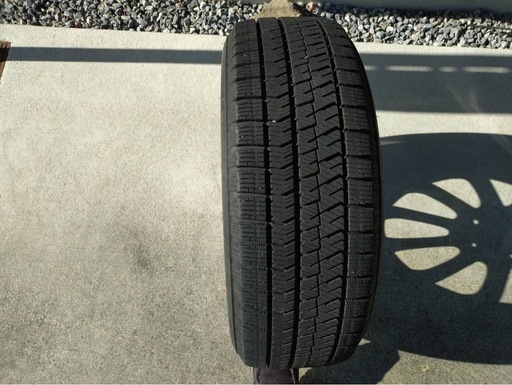 スタッドレスタイヤ 205/60R16 4本 ホイール付 ブリヂストン製　VRX2