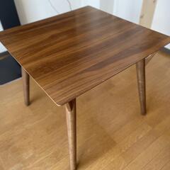 ニトリ ダイニングテーブル