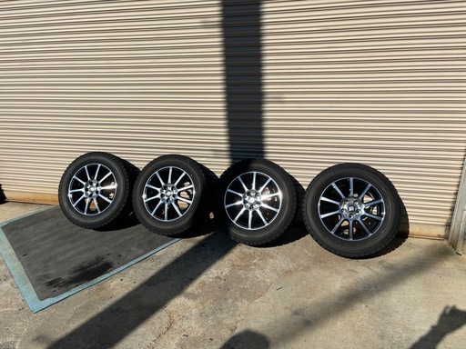 スタッドレスタイヤ