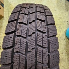 グッドイヤー　スタッドレス　ホイール付き175/70/14の画像