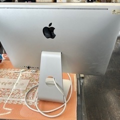 apple iMac 21.5inchの画像