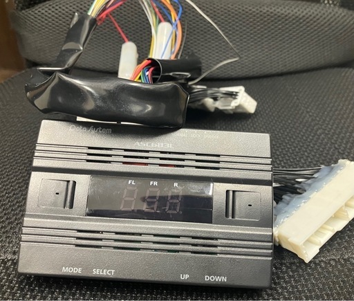 レクサス LS500 エアサスコントローラー