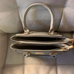 【新品】レディース グレー かわいくオシャレなハンドバッグ♪の画像