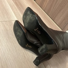 ショートブーツ 23.5cm 　ダークブラウンの画像