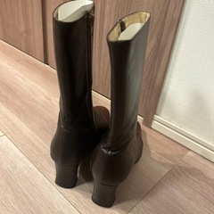 ショートブーツ 23.5cm 　ダークブラウンの画像