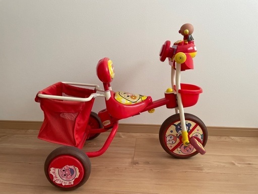 最終値下げアンパンマン三輪車 (ぽむてーい) 栗東の三輪車の中古