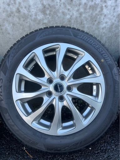 ブリヂストン VRX3 スタッドレスタイヤ 185/60R15