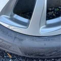 ブリヂストン VRX3 スタッドレスタイヤ 185/60R15の画像