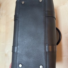 MB ハイエンドレザーショルダーバッグの画像