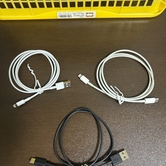 【Apple 純正】 18W USB-C電源アダプタ＋USB-C - Lightningケーブル＋その他色々の画像