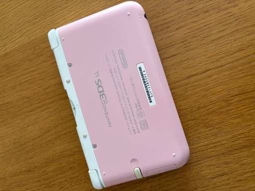 【他サイトにて購入者決定⠀】任天堂 New Nintendo 3DS LL ピンク(カセット付き)