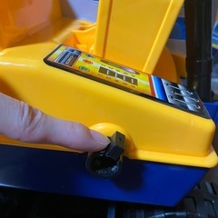 子供用ショベルカーお取引決まりました　の画像