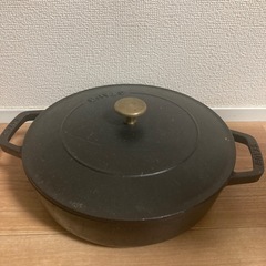 STAUBの鍋