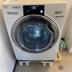ドラム式洗濯乾燥機（洗剤自動投入）の画像