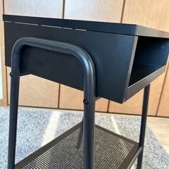 美品　サイドテーブルの画像