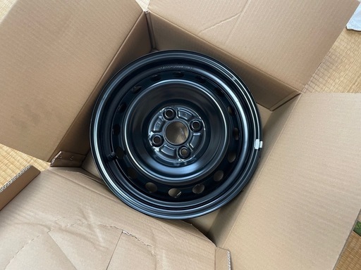 ヤリス新車外し純正タイヤ＆スチールホイール4本セット