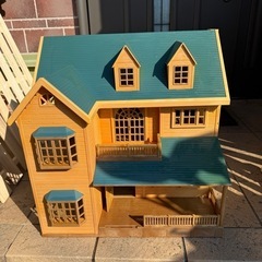 シルバニアファミリー緑の屋根の大きなお家の画像