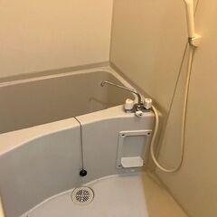 ★地域最安値の鉄筋マンション　鉄筋なので騒音軽減、地震にも強いです♪　家賃＠32,000円　エアコン、温水便座等設備も充実♪ − 三重県
