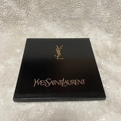 イヴ・サンローラン ／Yves Saint Laurent（YSL）　ハンカチ2枚の画像