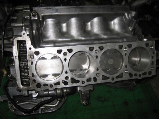 Mベンツ-124-500E-ポルシエ-ラインエンジン.ショートブロツク販売