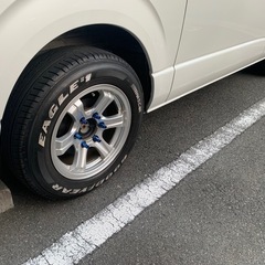 ハイエース　ホイール