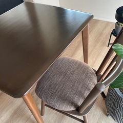 ダイニングテーブル＆チェア（2名分）の画像