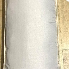 クッション　デザイン　 おしゃれ 細長い ボディピロー 背当て 長方形 国産 枕 北欧 寝室 ロング 大きいクッション ロング枕 まくら ベッド ロングクッション 大きい 飾り　長枕 レトロ 中綿付き 長いクッション 抱き枕 長い 日本製 一人暮らし モケット ベロア　添い寝枕 円筒 カバー洗わえる ソファー　ベッド用 インテリア 背当て抱き枕 快眠グッズ ふわふわ もこもこ リビング　癒し　くつろぎ　インテリア　キルティング　韓国の画像