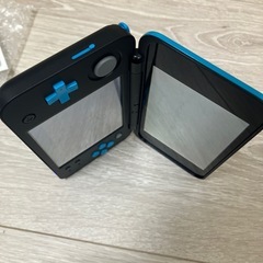 Newニンテンドー2DS LL ブラック×ターコイズの画像